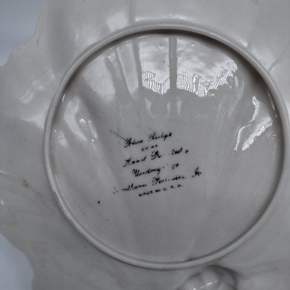 Blue Ridge Pottery Maple Leave Dish - Picture 2 of 2